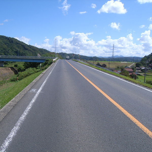 道路区画線（文字）の施工事例
